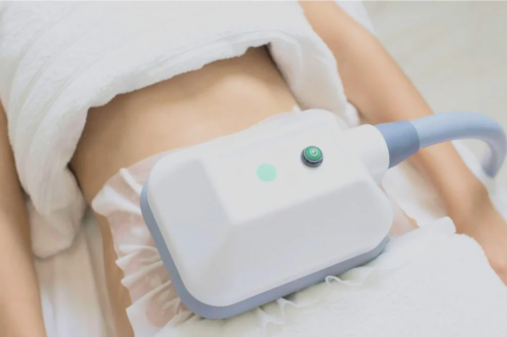 How Fat Freezing and HIFU Work Together? 3 advantages to combining Fat Freezing and HIFU Sevenoaks